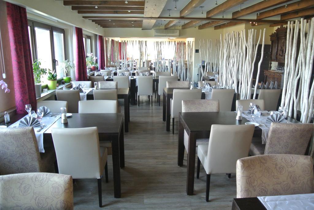 Hotel Saint Fiacre Bourscheid Kültér fotó