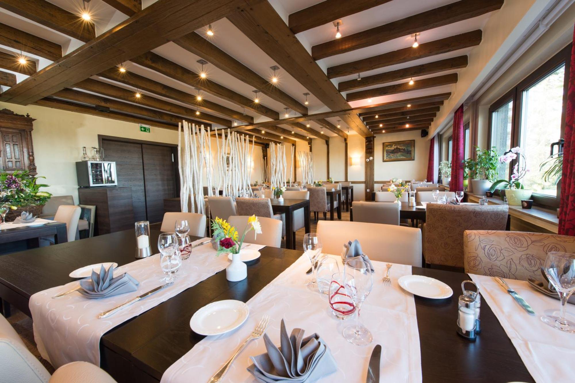 Hotel Saint Fiacre Bourscheid Kültér fotó