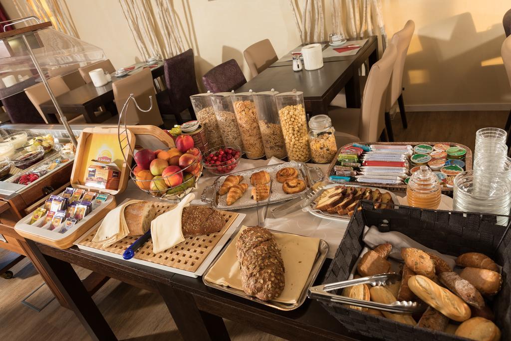 Hotel Saint Fiacre Bourscheid Kültér fotó