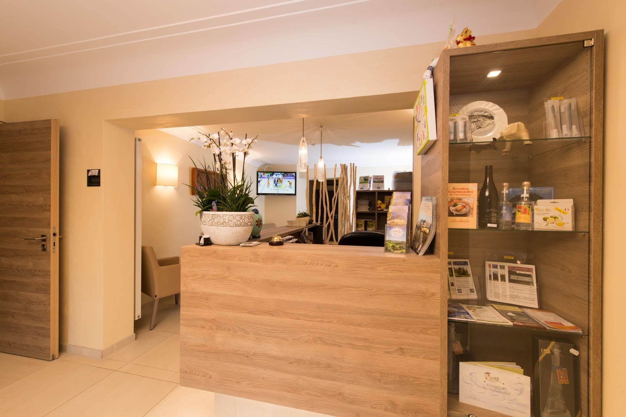 Hotel Saint Fiacre Bourscheid Kültér fotó