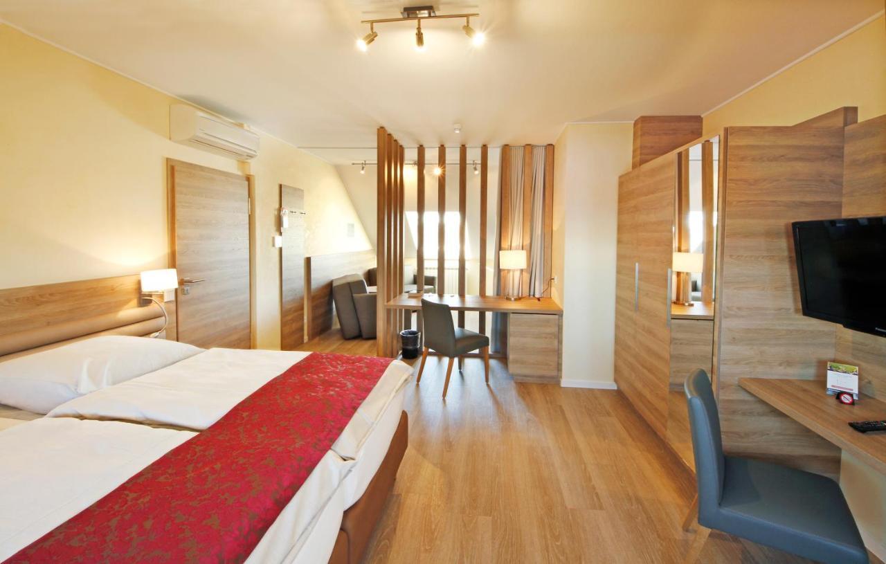 Hotel Saint Fiacre Bourscheid Kültér fotó