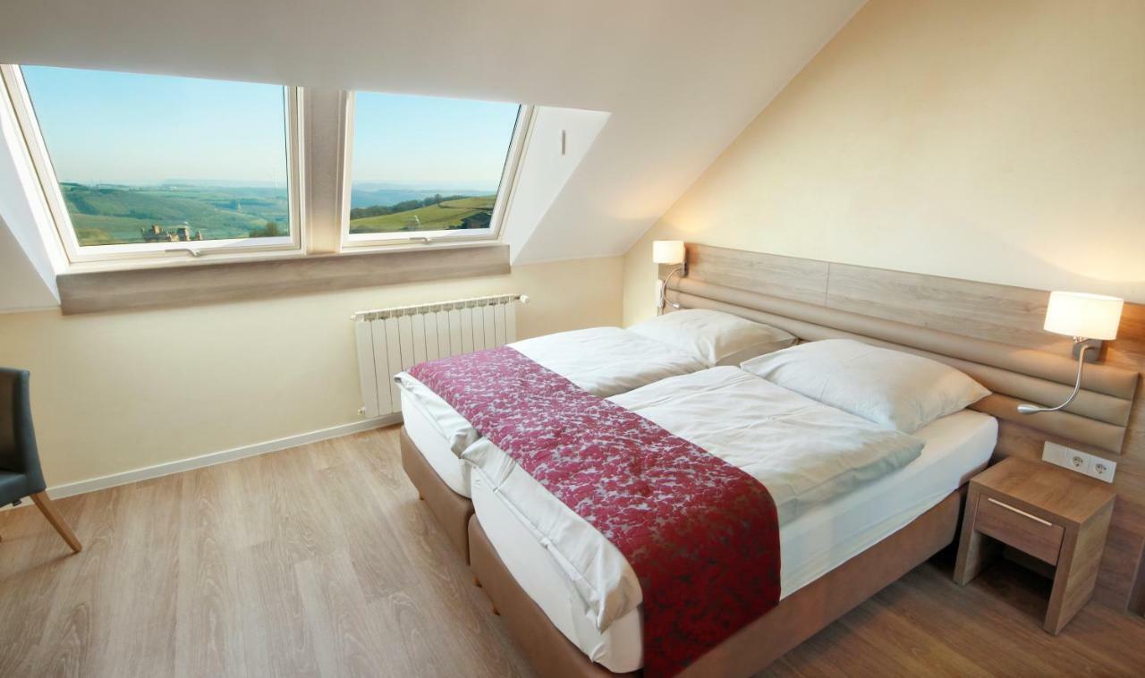 Hotel Saint Fiacre Bourscheid Kültér fotó
