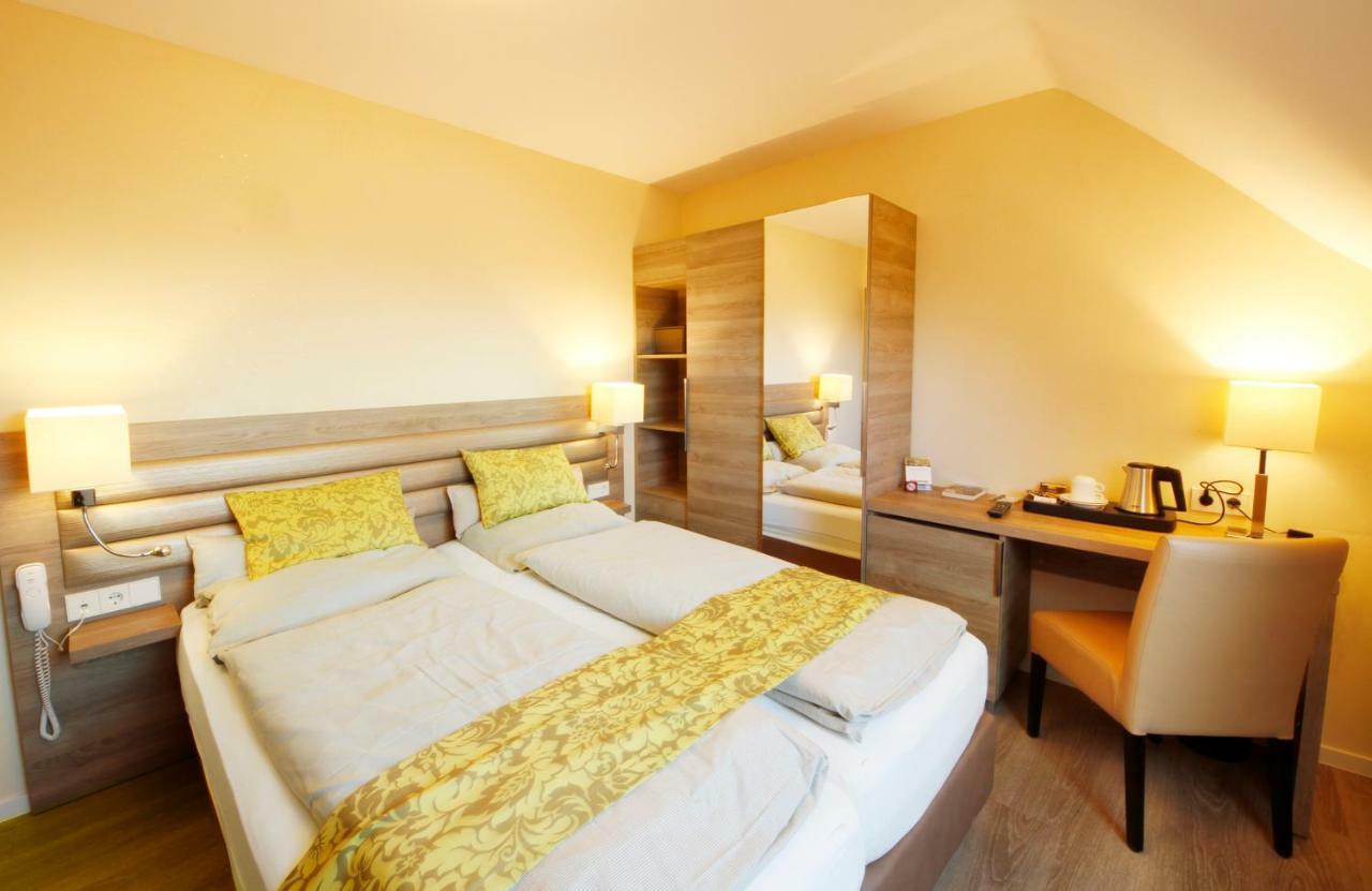 Hotel Saint Fiacre Bourscheid Kültér fotó